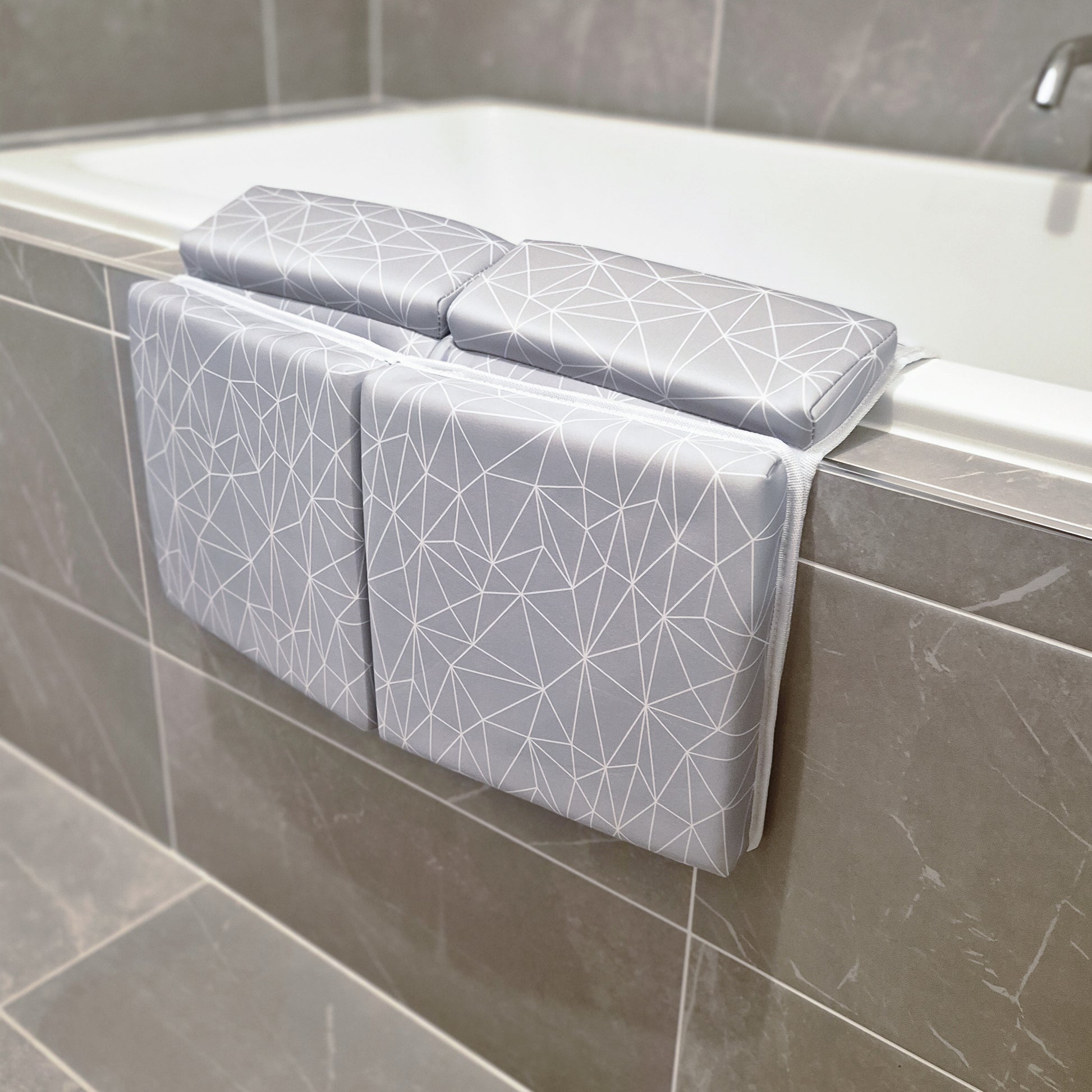 Elbow Rest and Knee Pads for baby bath time stowed away
