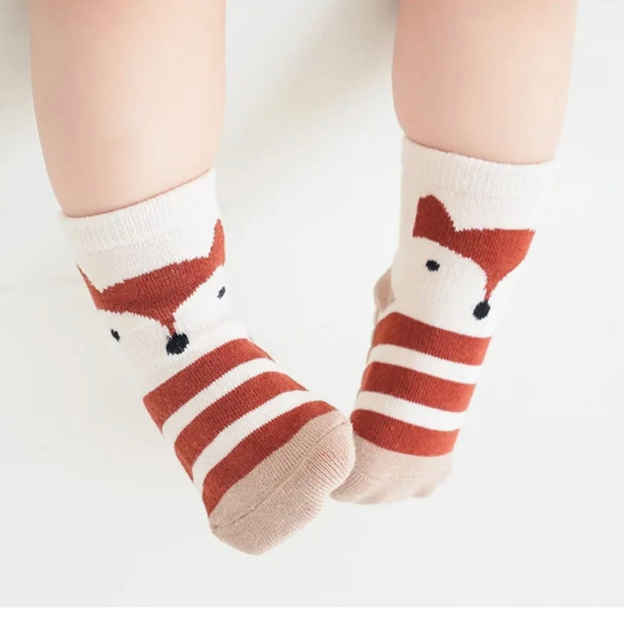 Non slip baby socks with grip in fox design