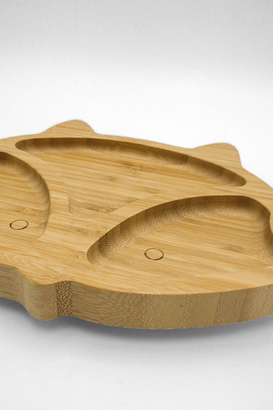 Baby bamboo fox plate close up