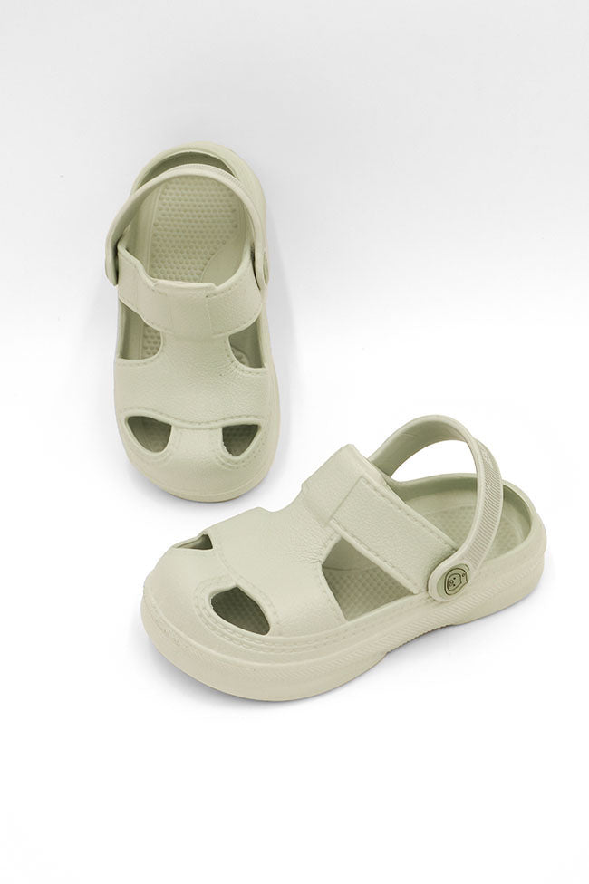 baby beach sandal