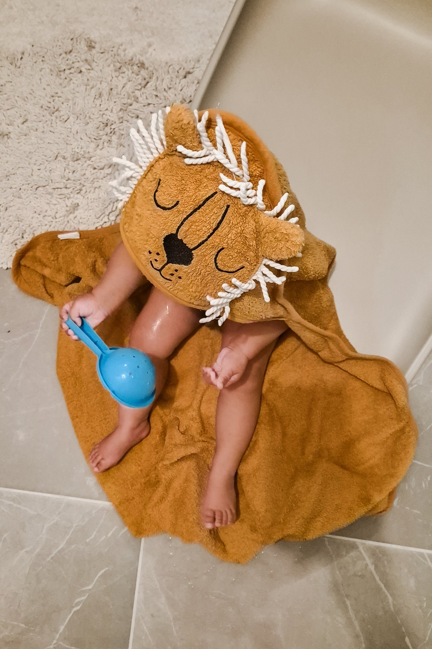 Hooded Towel - Lion