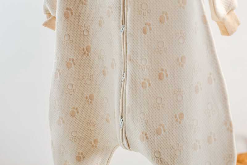 Heritage Sleep Suit - Paws (0.8 TOG)